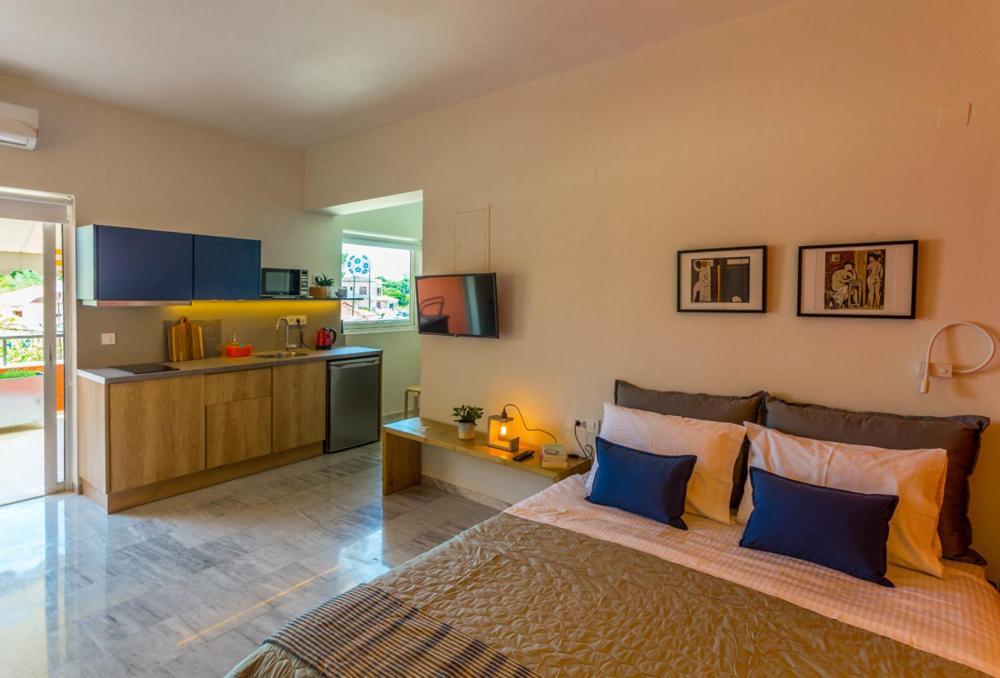 Koukounari Living Spaces เปรเวซา ภายนอก รูปภาพ